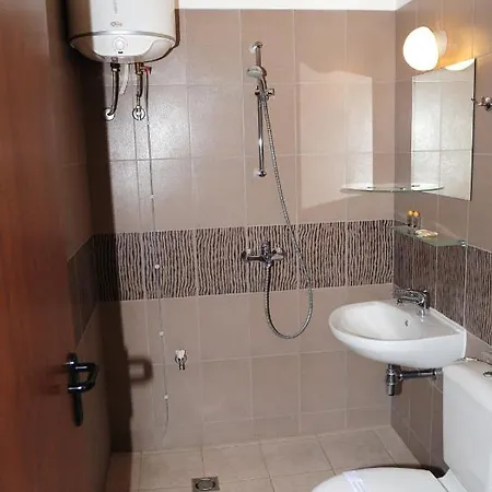 студия давидов Davidoff- под наем Апартаменты