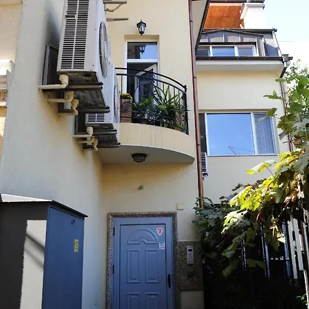 студия давидов Davidoff- под наем Пловдив